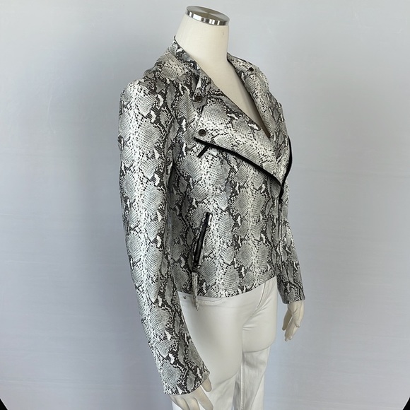 NWOT Bagatelle Gray Snake Moto Jacket Size Small - Picture 5 of 11